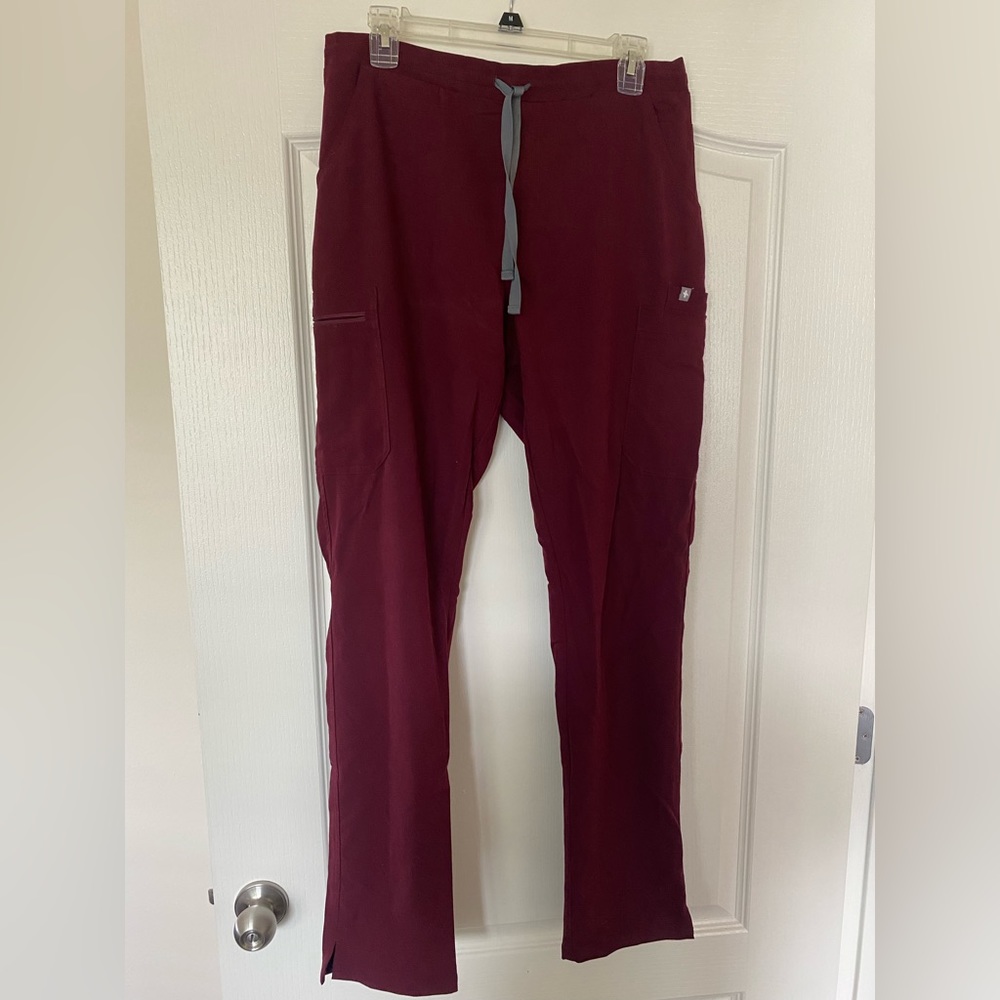 FIGS - Yola Skinny Scrub Pant - Burgundy